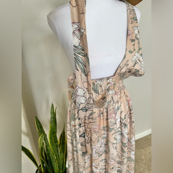 NWT - Vacation Summer Floral Halter Neck Dress - Picture 11 of 11